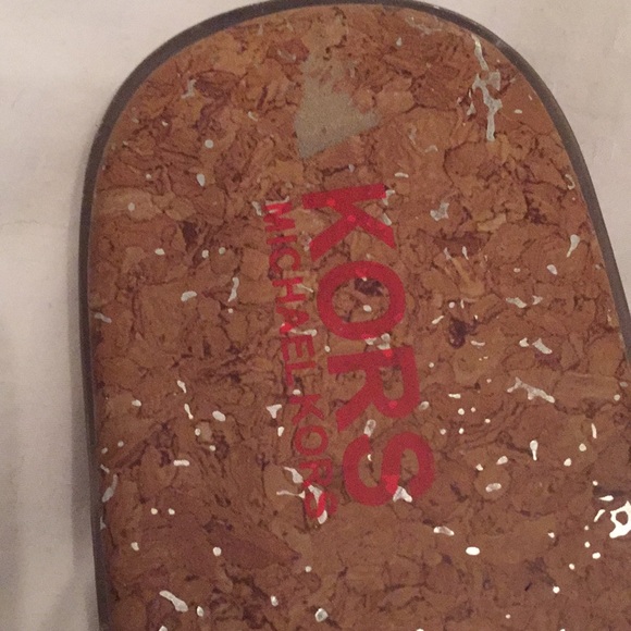 Cute Michael Kors sandals - Picture 2 of 4